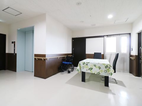 栄養バランスを考えたお食事を提供している。