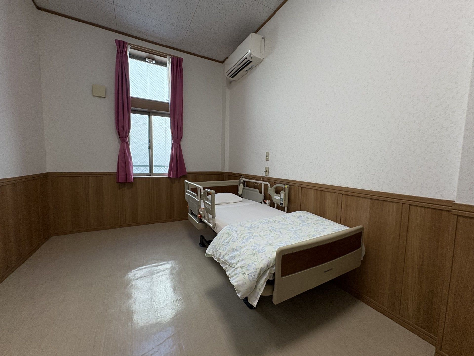 落ち着いた雰囲気の個室