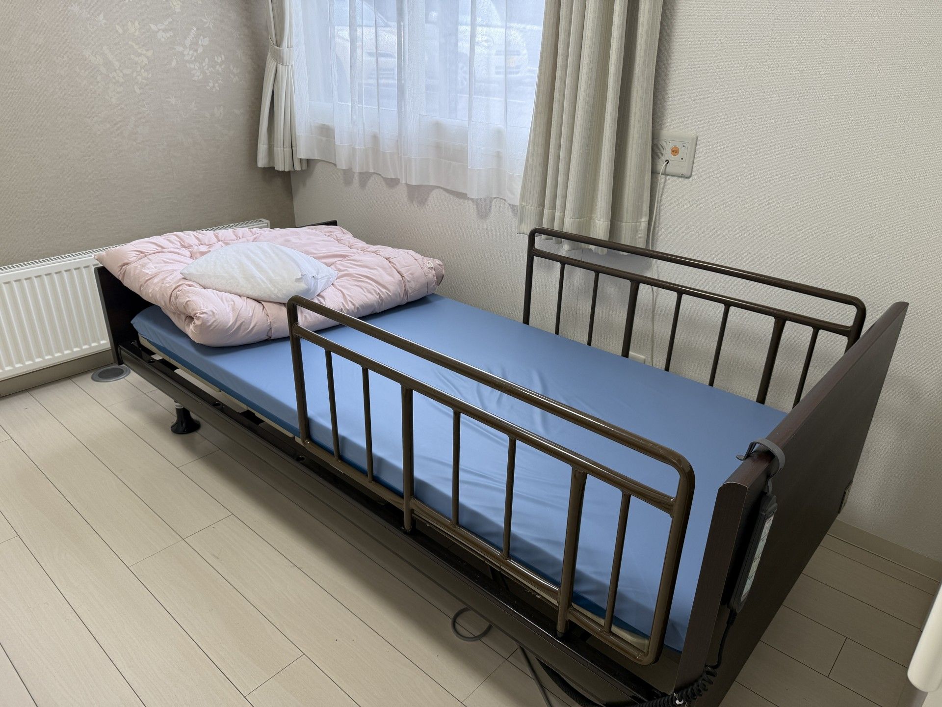 快適なベッドの部屋