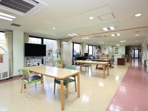 「板橋やすらぎの園 2号館」のお食事。美味しく食べやすいお食事を提供している。