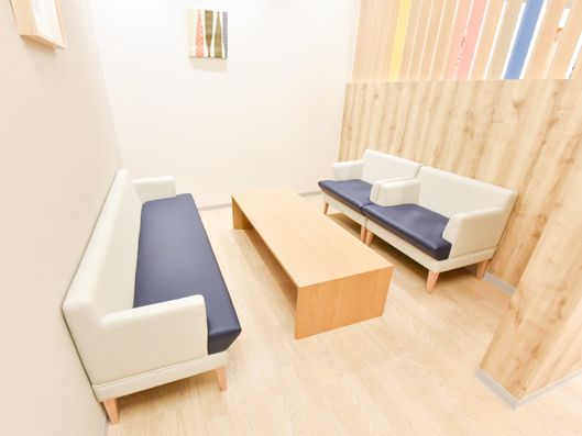 談話室ソファスペース奥