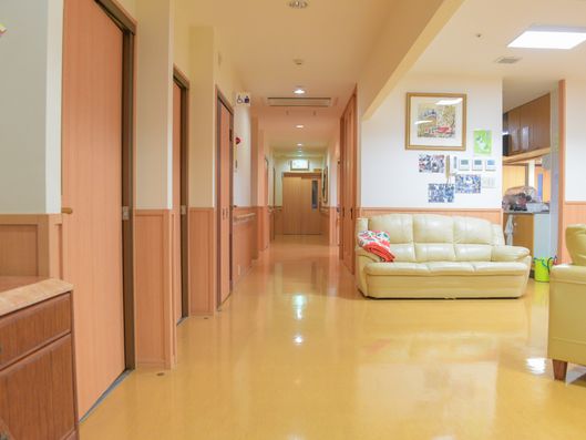 奥行きあるオープンスペース