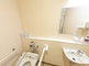 バリアフリーのトイレ設備部屋