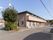 閑静な住宅街にあり、周囲に高い建物もないため日当たりが抜群に良い。居室にはすべてベランダがついているので、朝日と共に快適に起床できる。