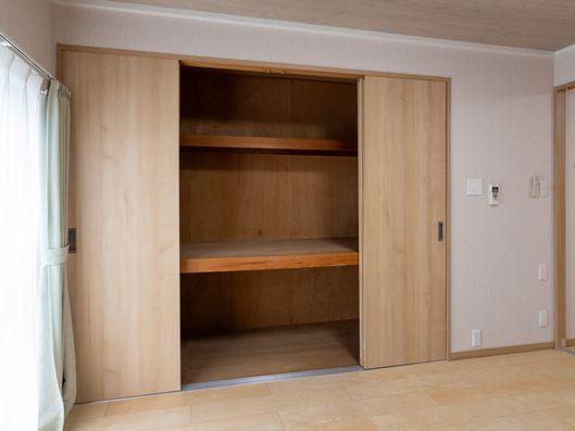 ** クローゼット