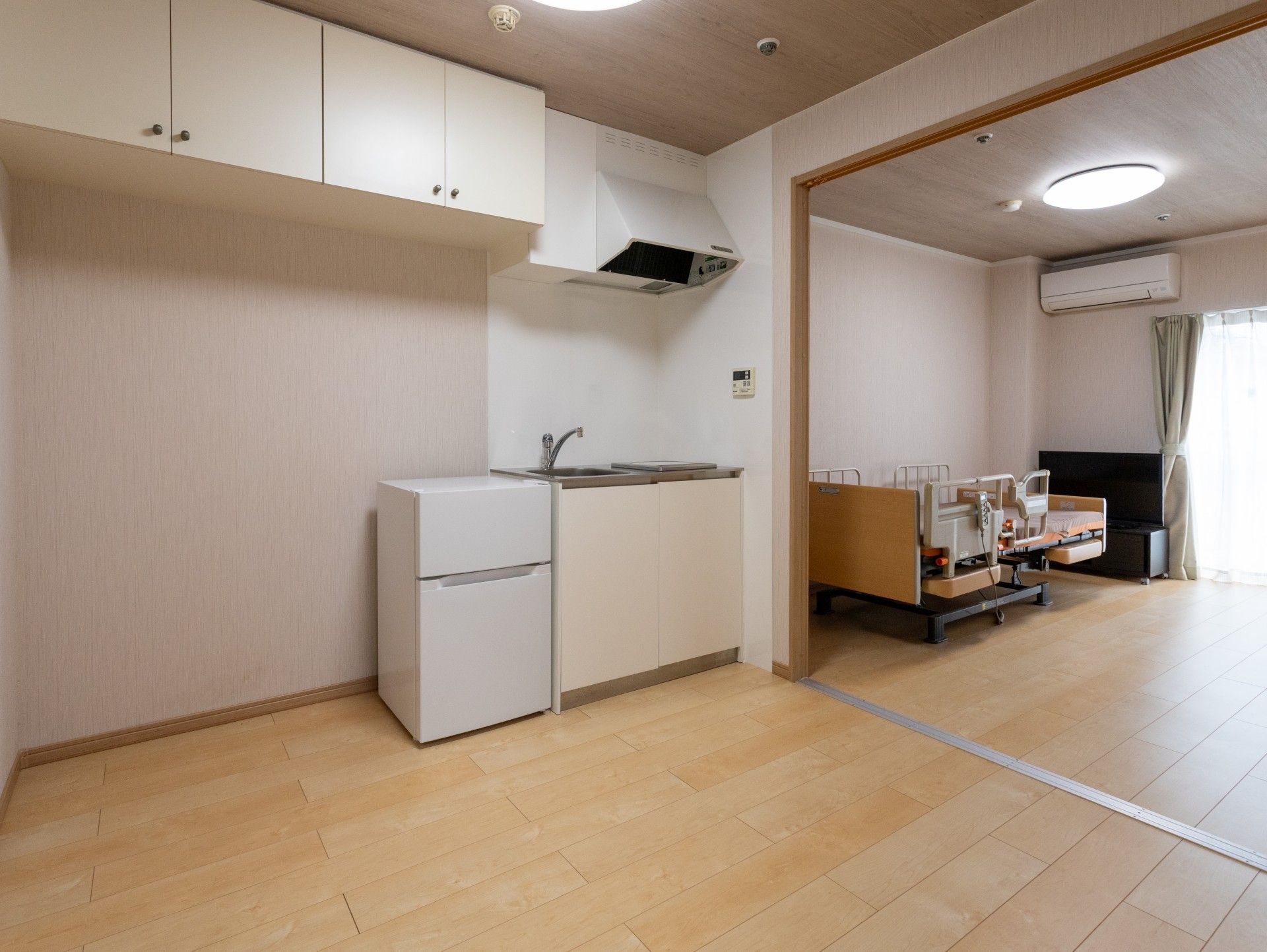 居室とキッチンの空間