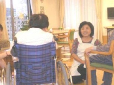 ケアを受けている高齢者