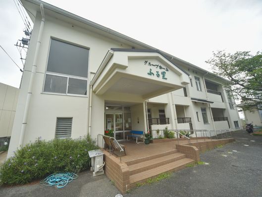 外観・玄関前