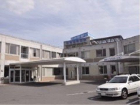 近くに病院があり、身体の不調がある際に受診することができる。緊急時にも対応できるので安心して生活することができる。