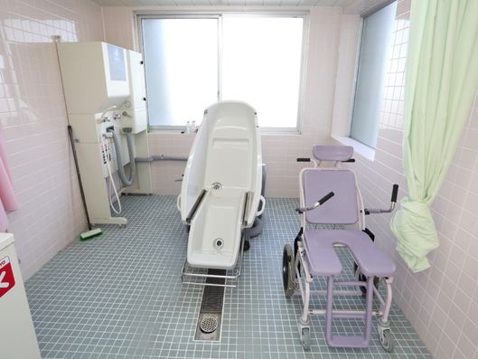 車椅子浴室