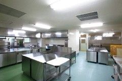 清潔なキッチンスペース
