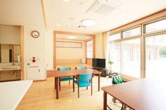 明るい共有リビング