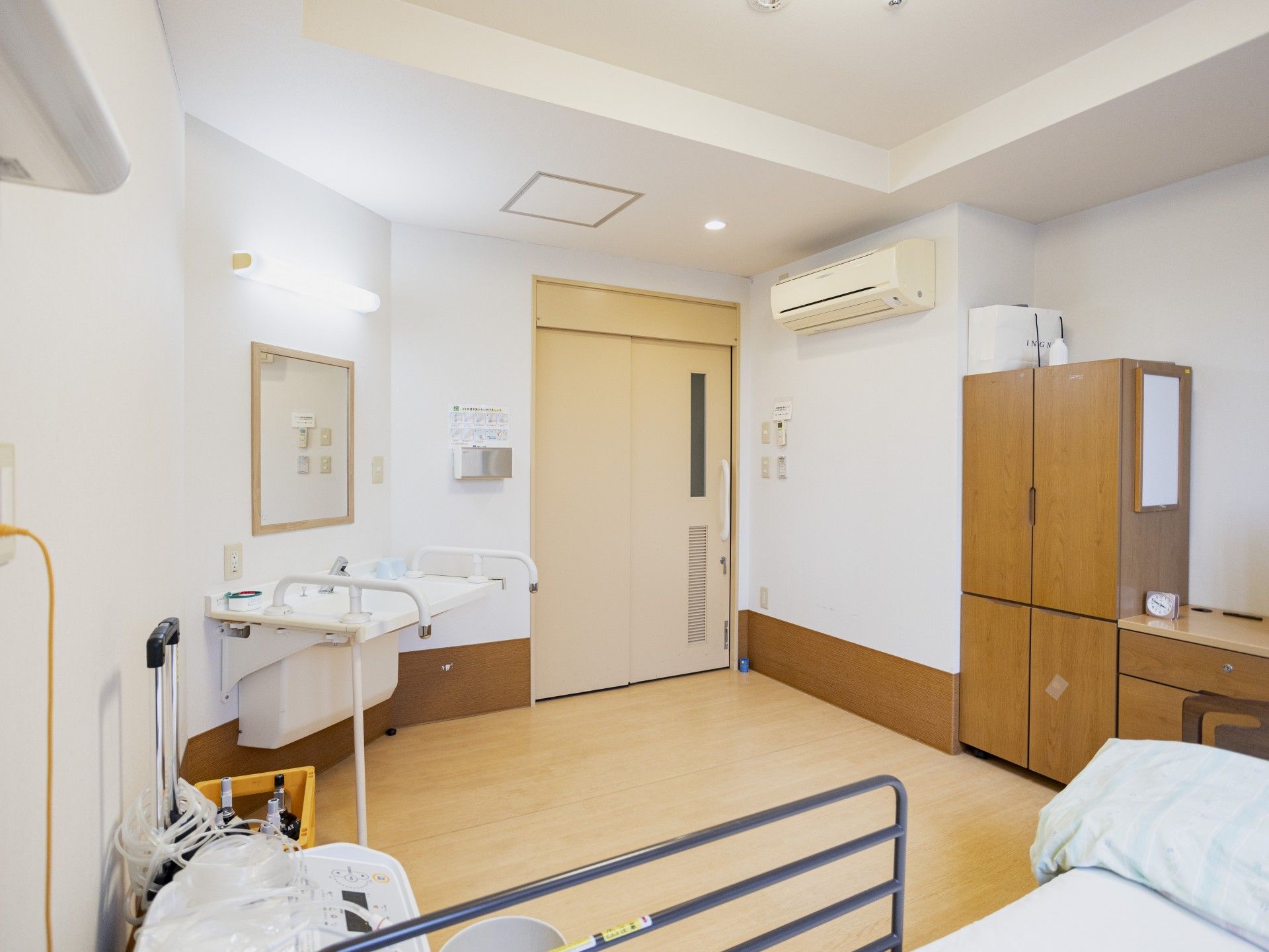 落ち着いた雰囲気の居室