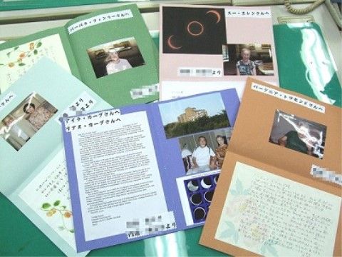 アメリカの老人ホームの入居者と交わしている、文通の一例