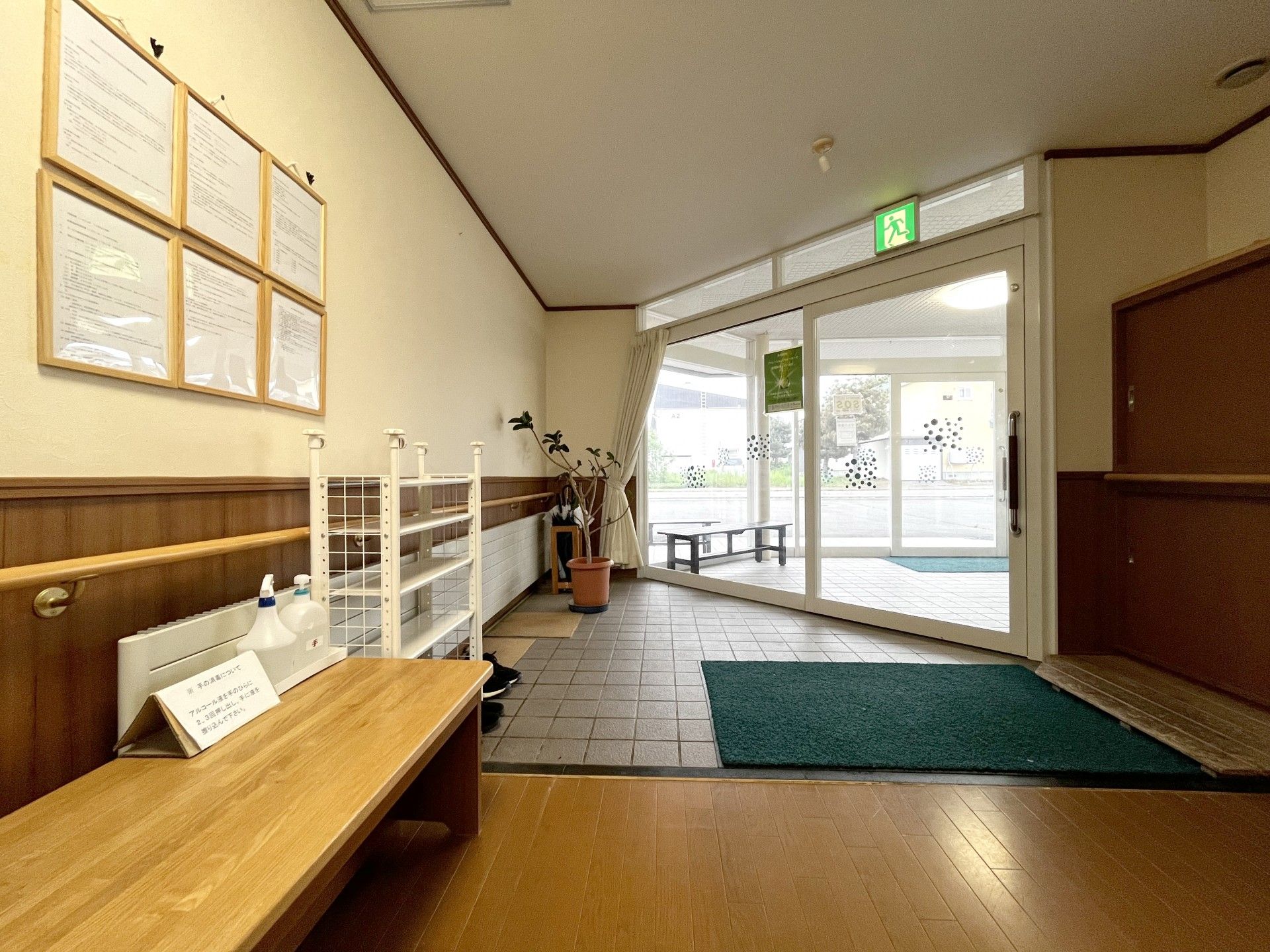 広いエントランス