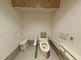 バリアフリー設計のトイレ空間