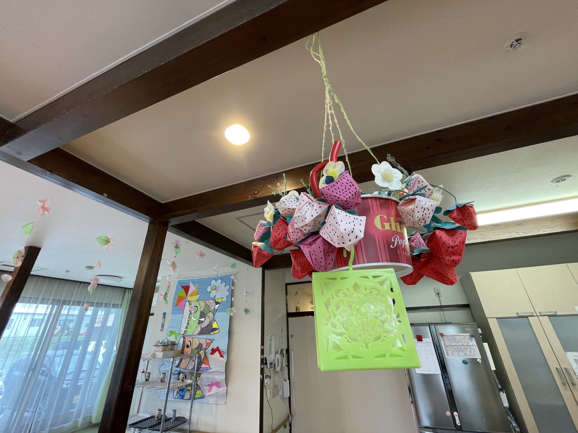 手作り装飾の共有スペース