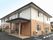 ゆとりある入口の建物