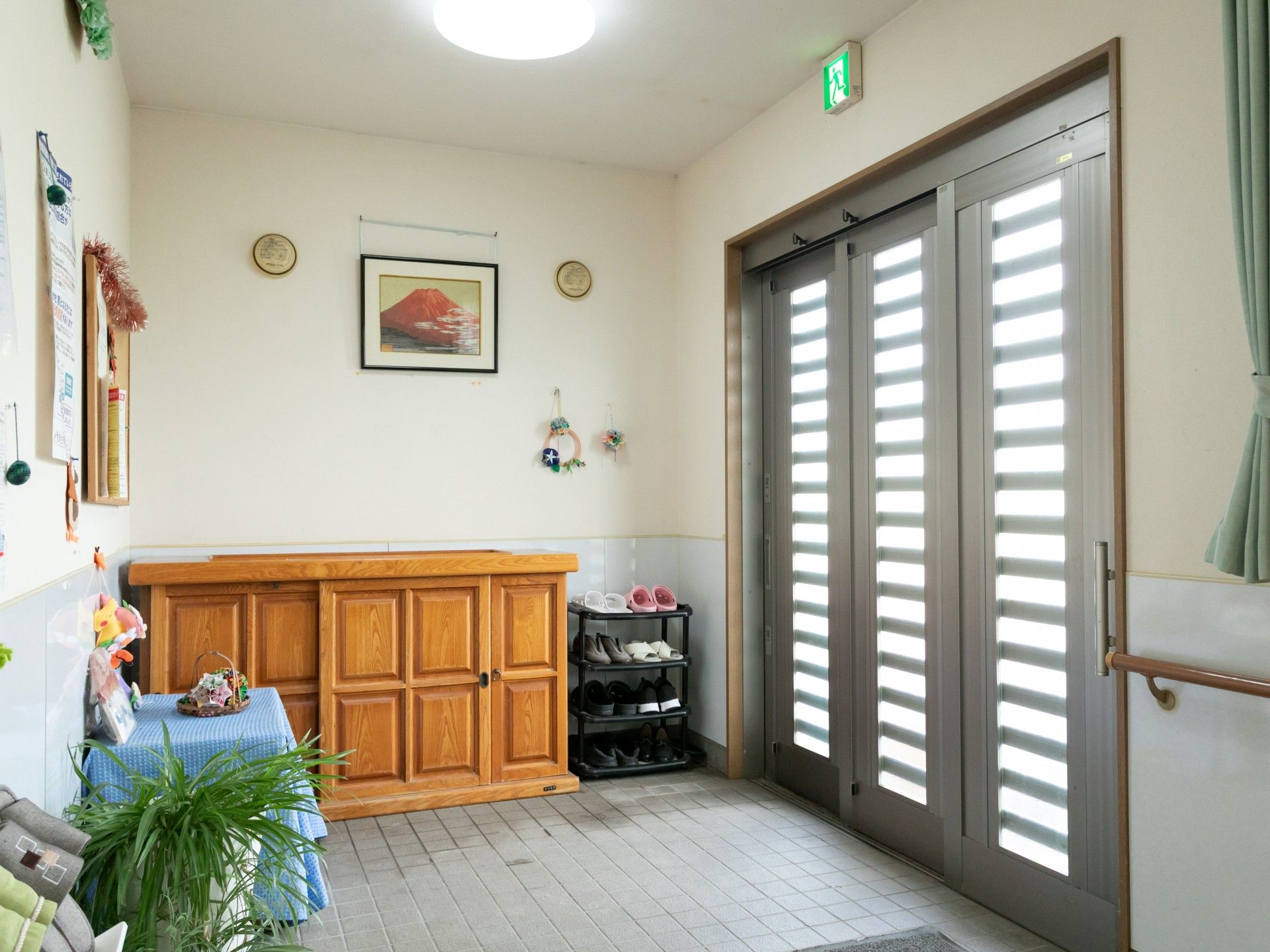 明るい玄関スペース