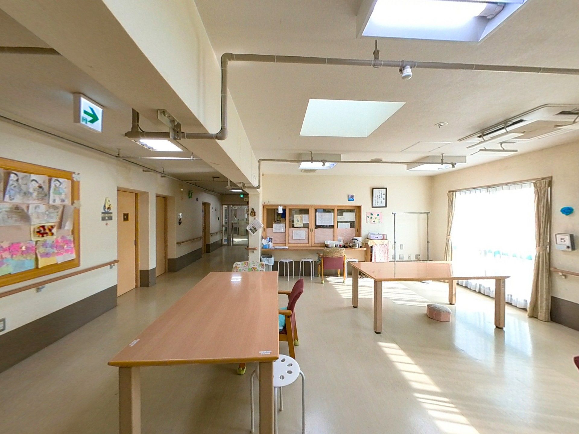 明るい共有スペース