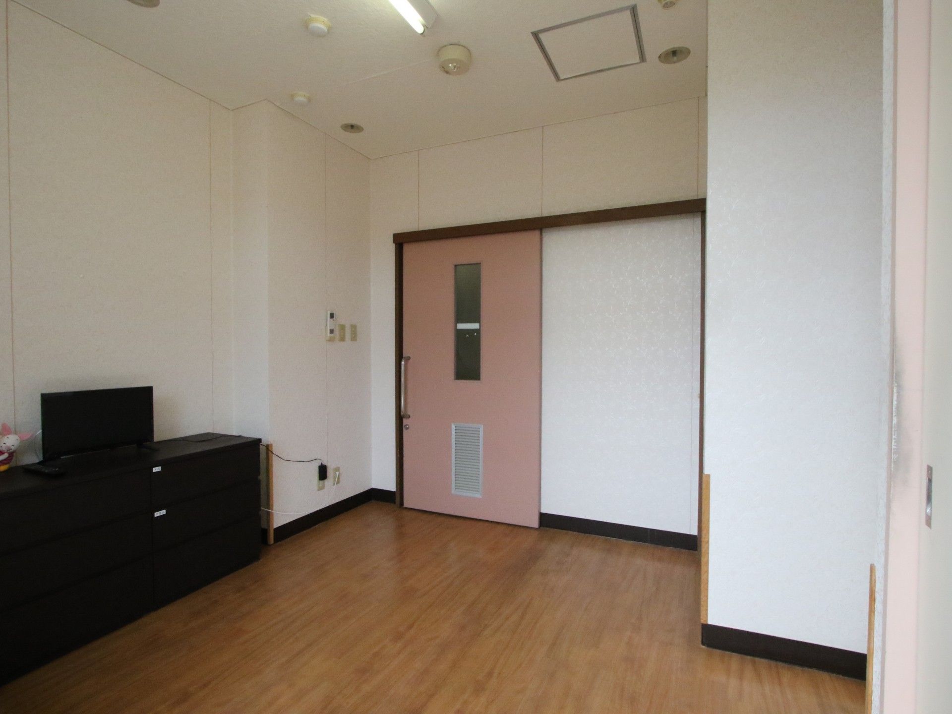 テレビのある居室