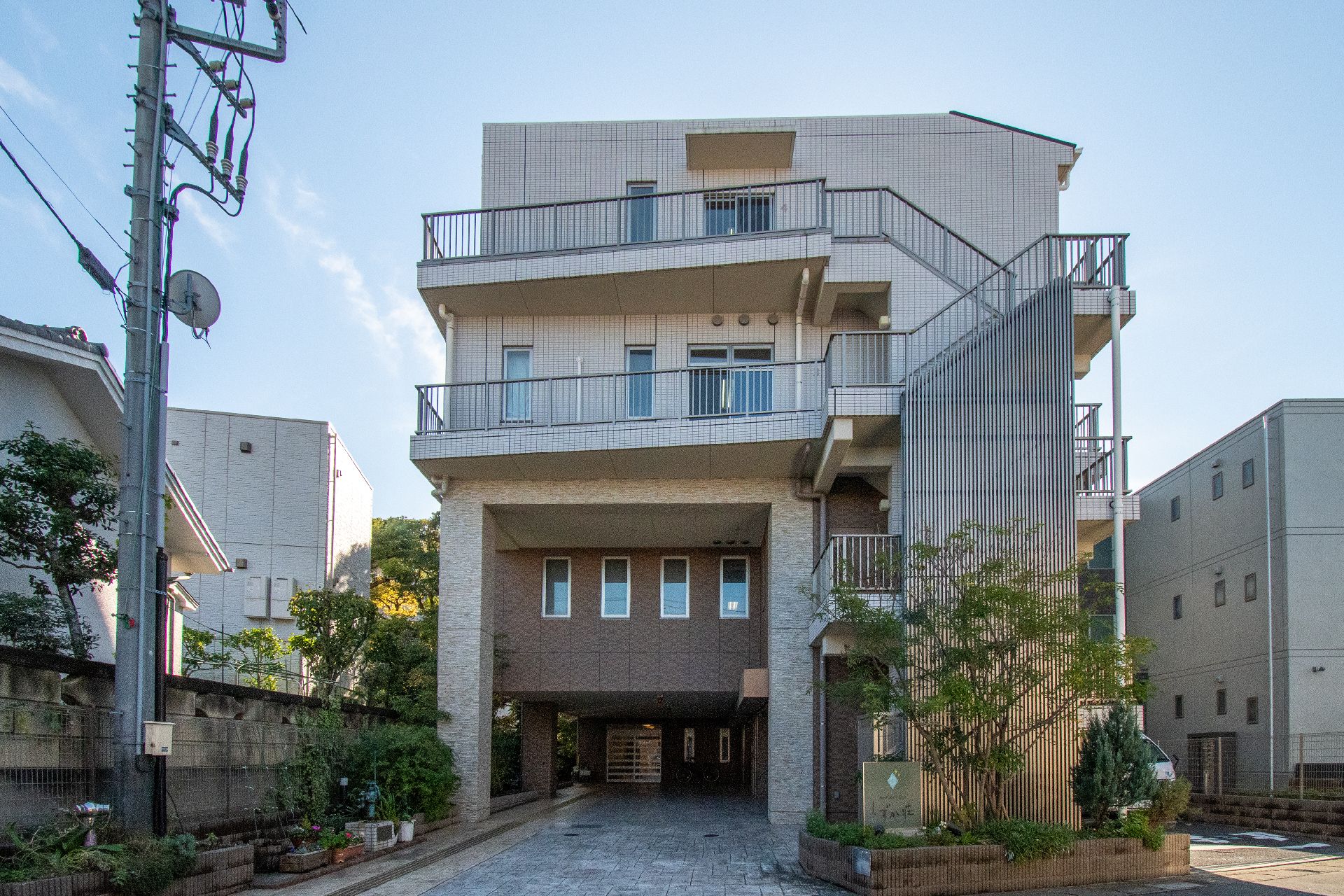 全室個室の施設外観