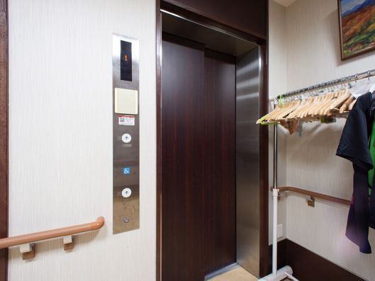 エレベーター