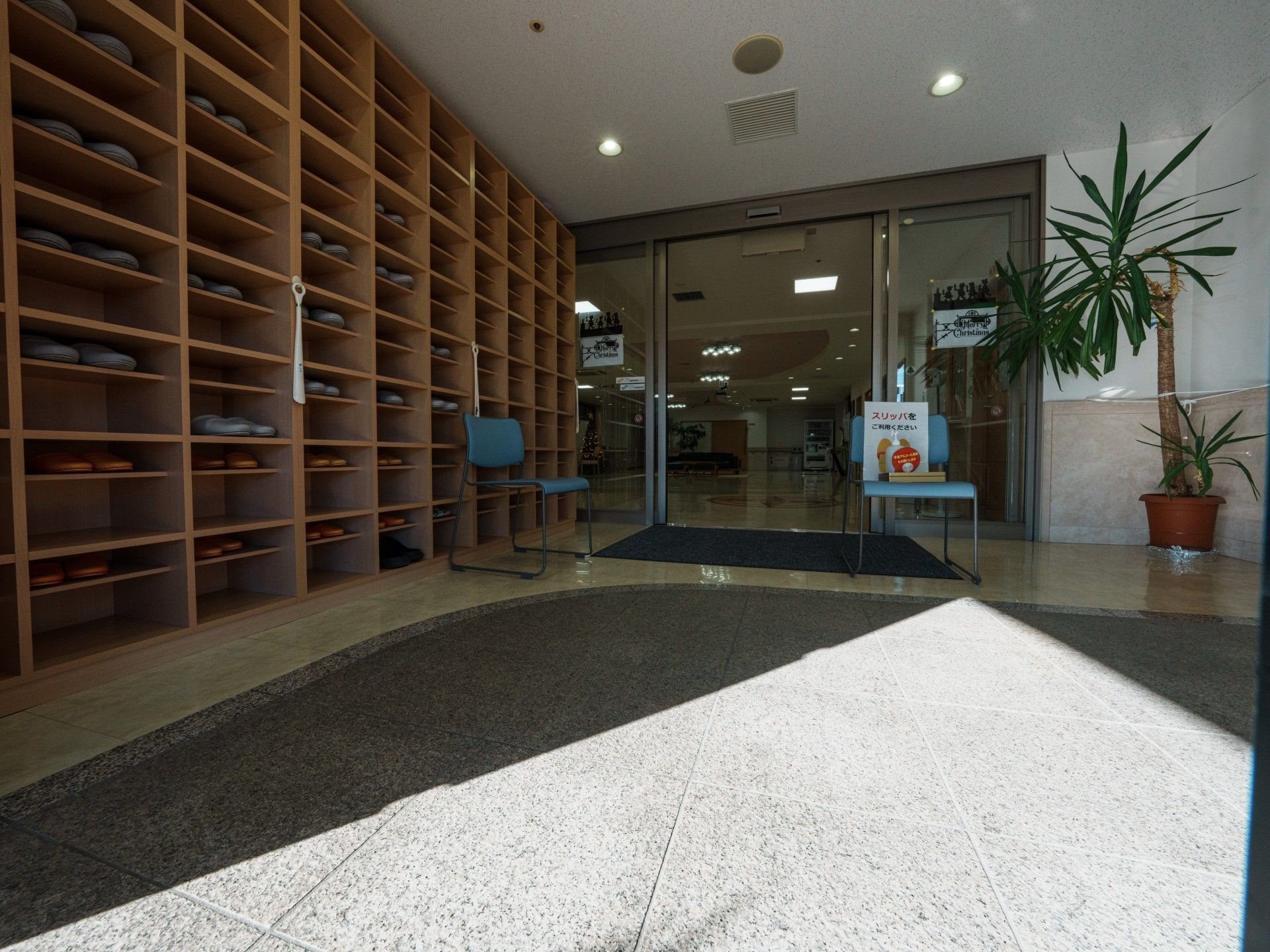 スリッパ棚と入口