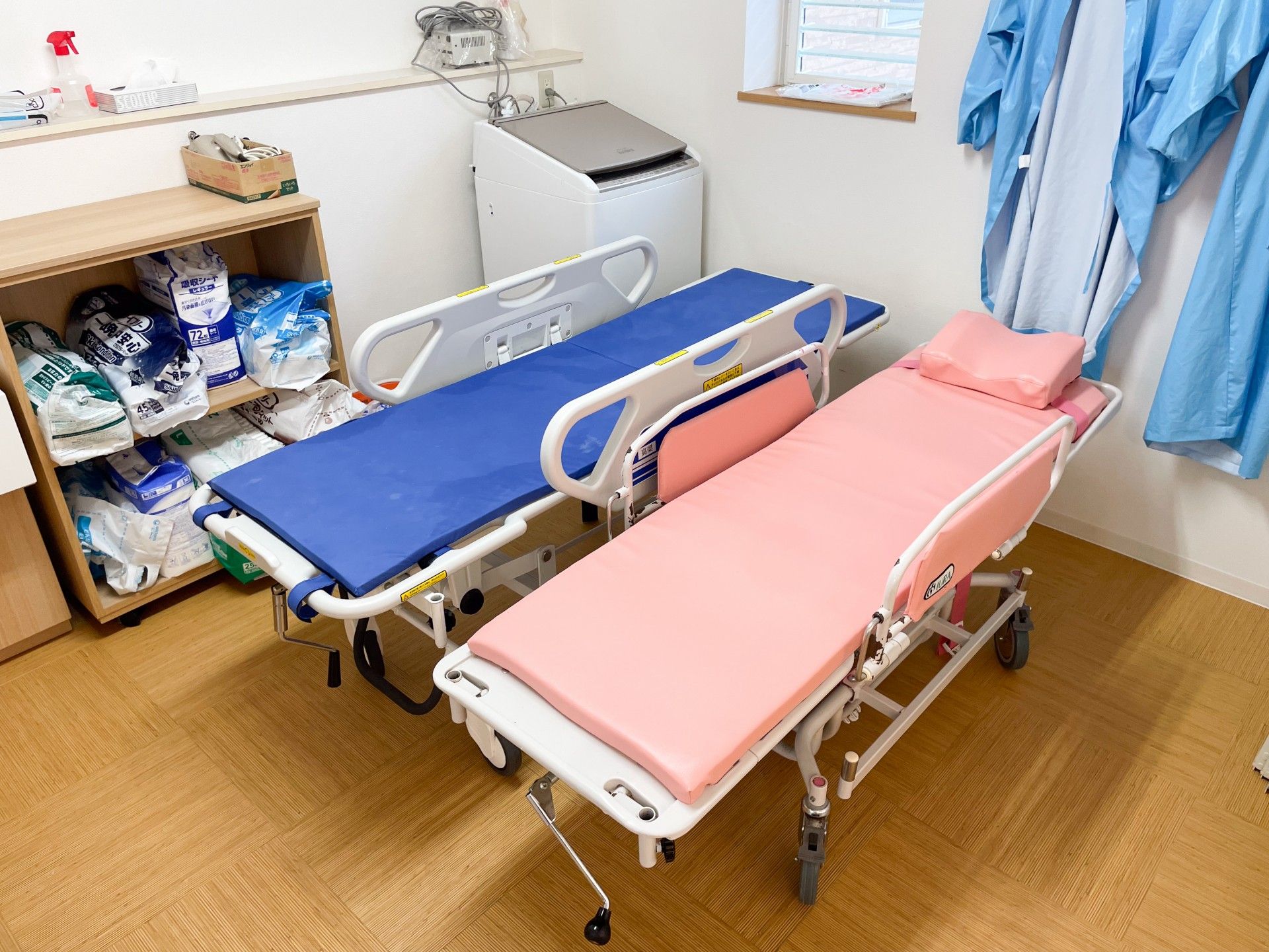 清潔なケア用品の部屋