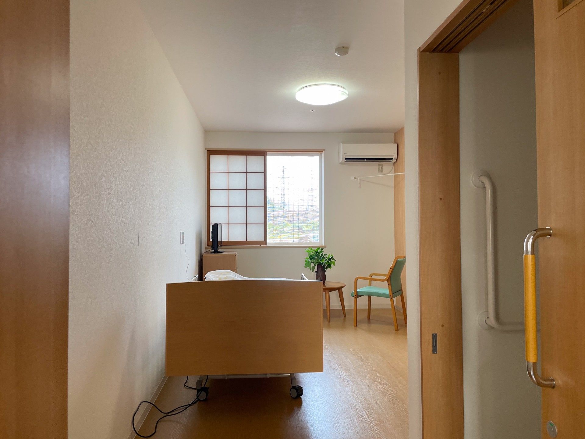 落ち着いた個室の様子