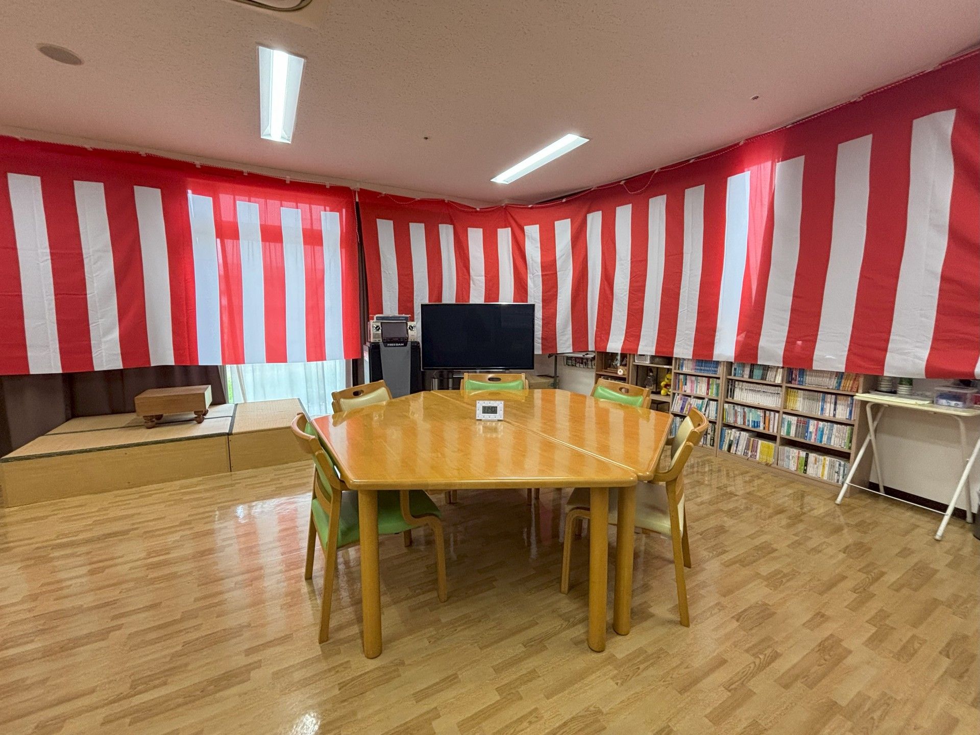 和風の装飾がある部屋