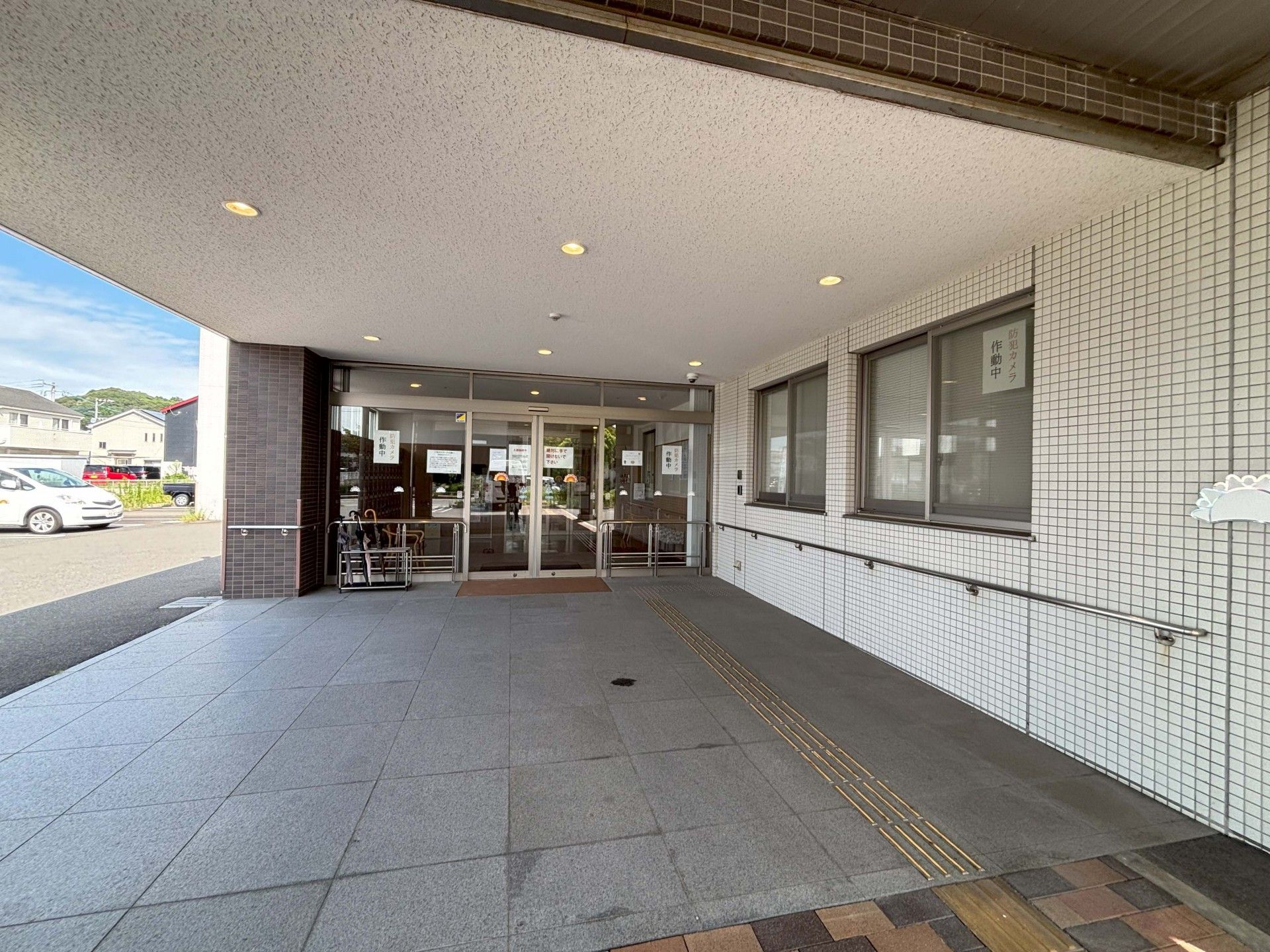 広いエントランス