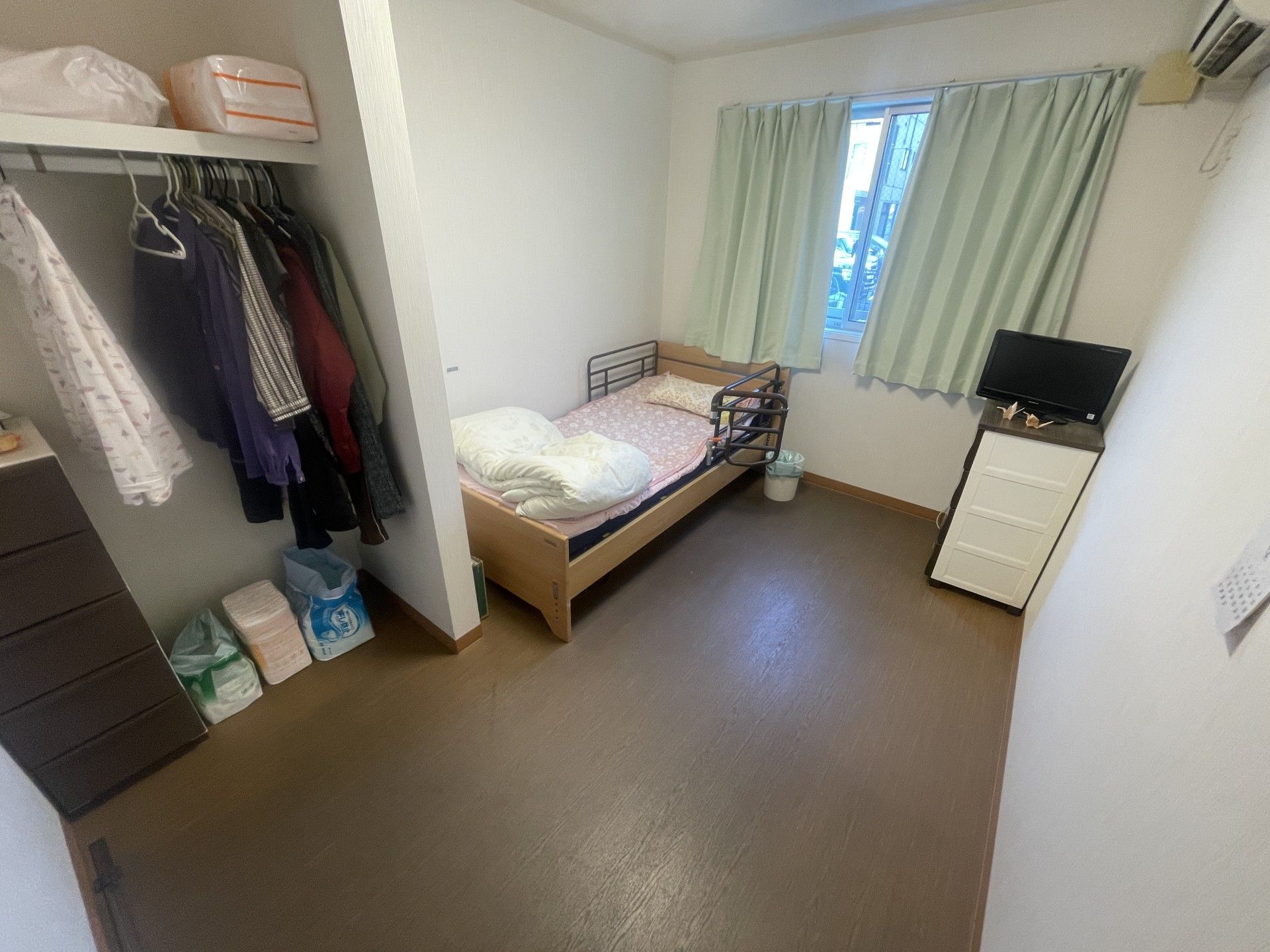 落ち着いた個室の様子