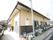 アットホームな造りの平屋建てである。周辺は閑静な立地で、ゆっくりと穏やかな毎日を過ごすことができる。