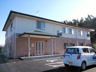ゆったりとした施設の外観