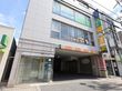 駐車場が設置されている介護施設の外観