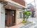入り口が広い建物