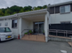 介護施設の外観と駐車場