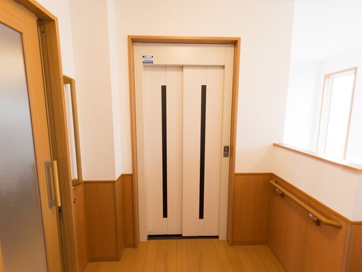 エレベーター