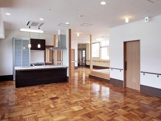 リビングダイニング