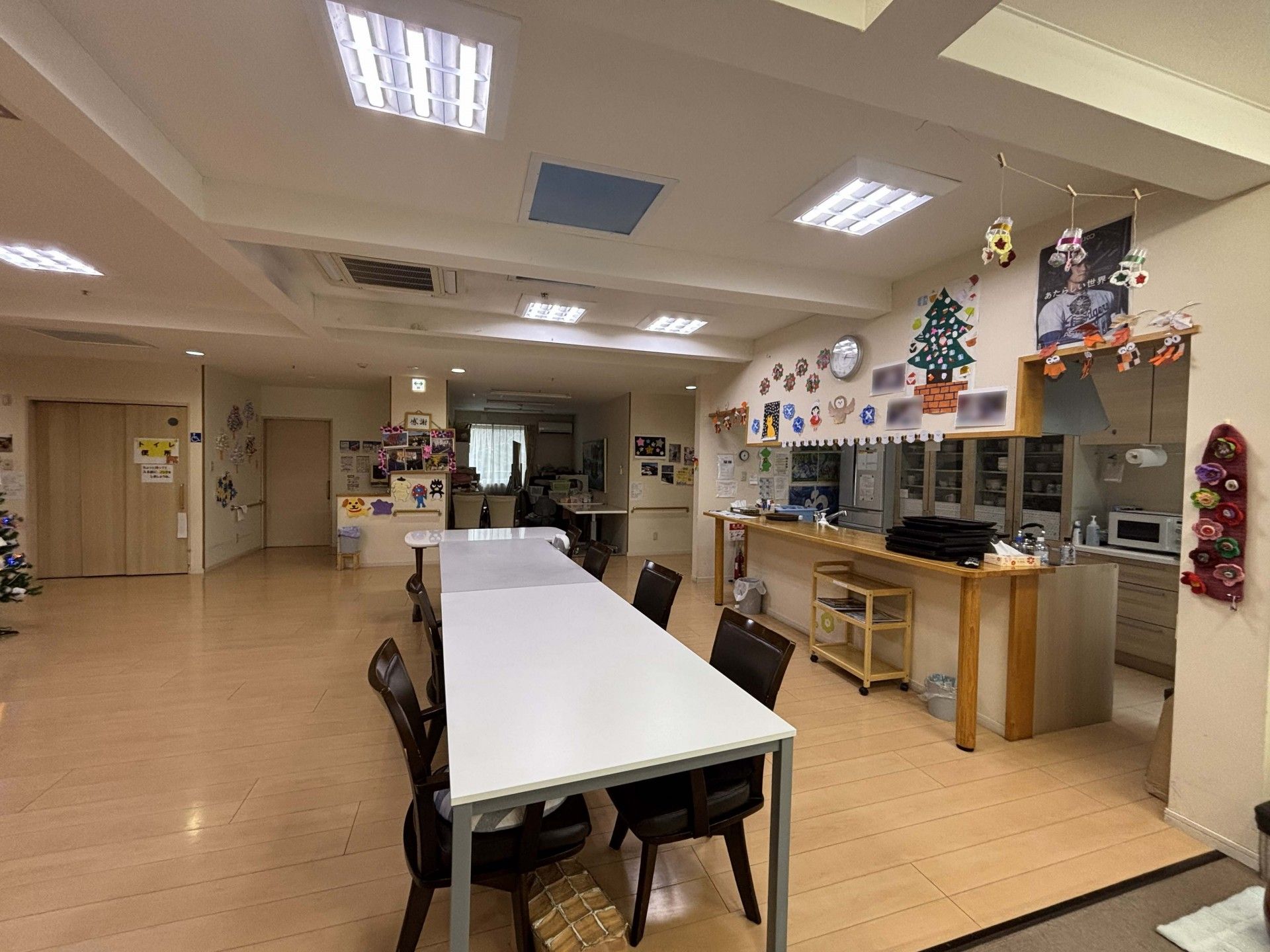 飾り付けが楽しい共有スペース