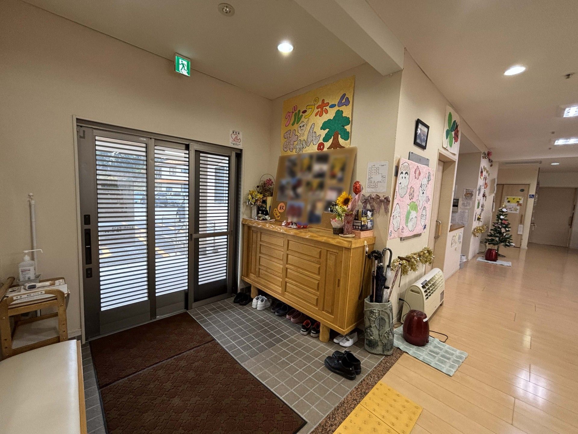 明るい玄関ホール