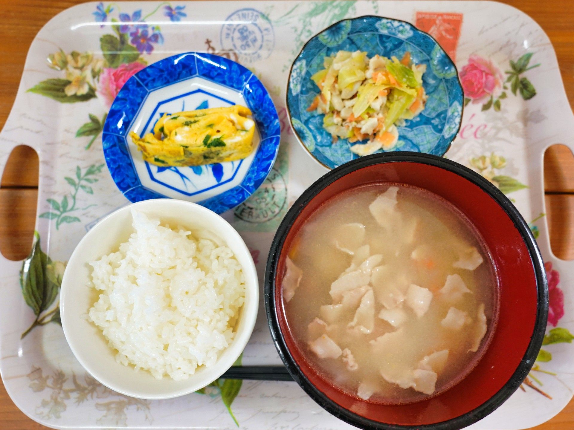 入居者一人ひとりのの体調や嚥下機能に合わせて調理される食事