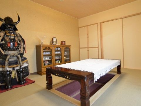 「リボーン石岡」和室。厳かな雰囲気を醸し出す和室です。