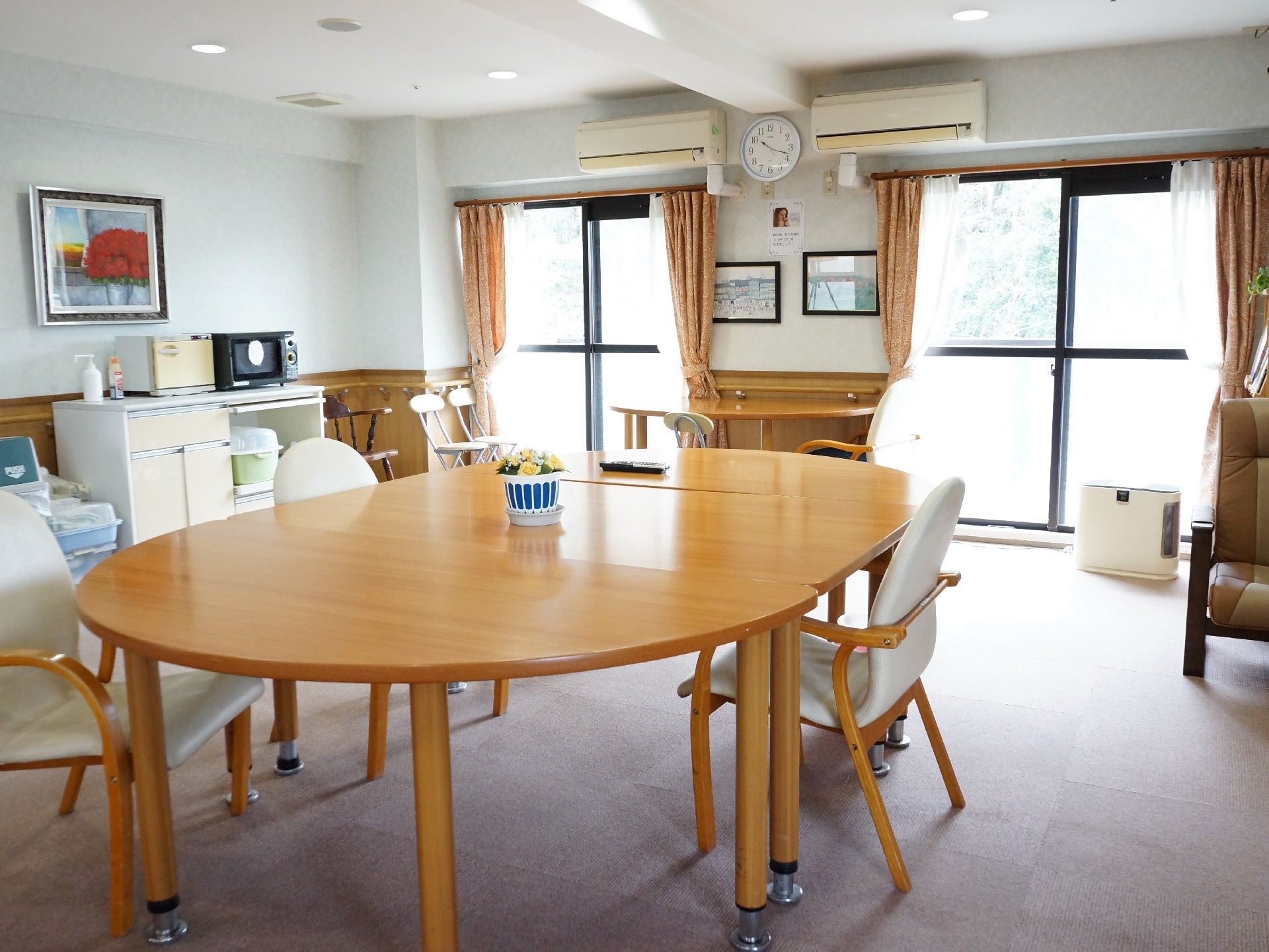 毎日沢山の入居者様で大いに賑わう、楽しいお食事風景となっております。