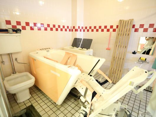 入浴用の介助設備