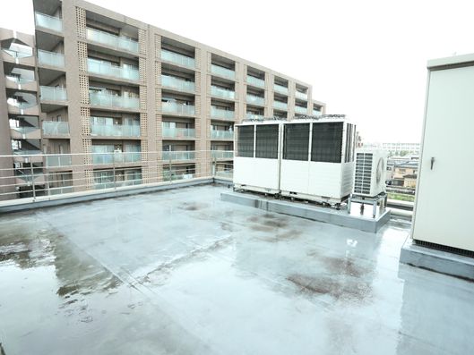 広い屋上スペース