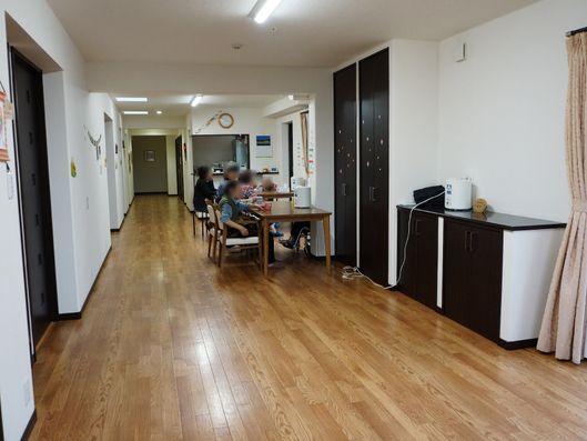 廊下一体型の食堂