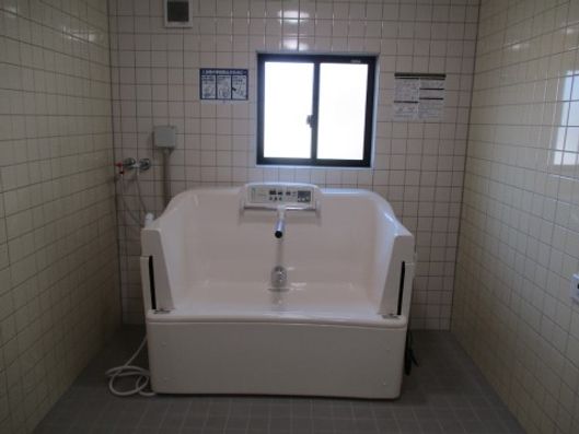 介助浴槽
