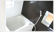 快適なシャワー付き浴室